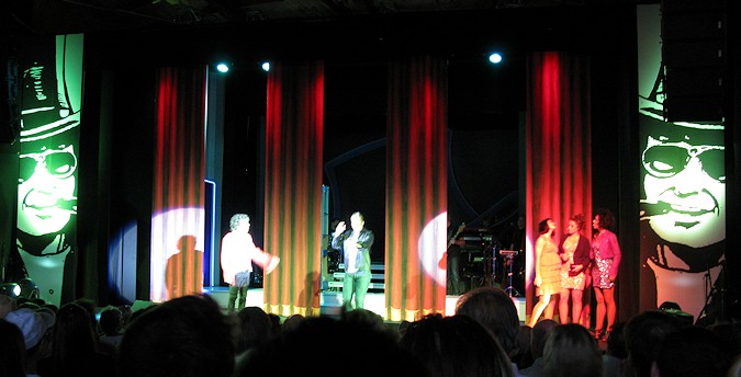 Ugglas Revy - Bellevueparken, Karlshamn<br>Slagthuset, Malmö<br>Rondo, Göteborg<br>Chinateatern, Stockholm